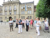 August 2016
Vor dem Neuen Schloss
in Bayreuth