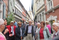 Während des Stadtrundganges  auf der Krämerbrücke in Erfurt.