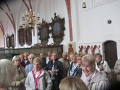 Reisegruppe im Nonnenchor der Klosterkirche