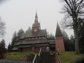 Stop vor der Stabkirche in Goslar-Hahnenklee