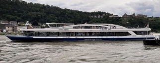 schiffahrt-mit-der-loreley-elegance-auf-dem-rhein.jpg